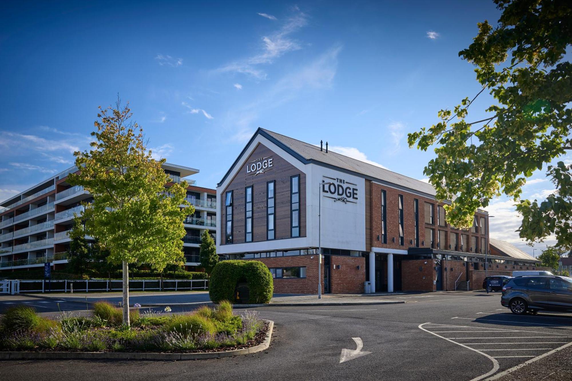 The Lodge Hotel Newbury  Exteriér fotografie