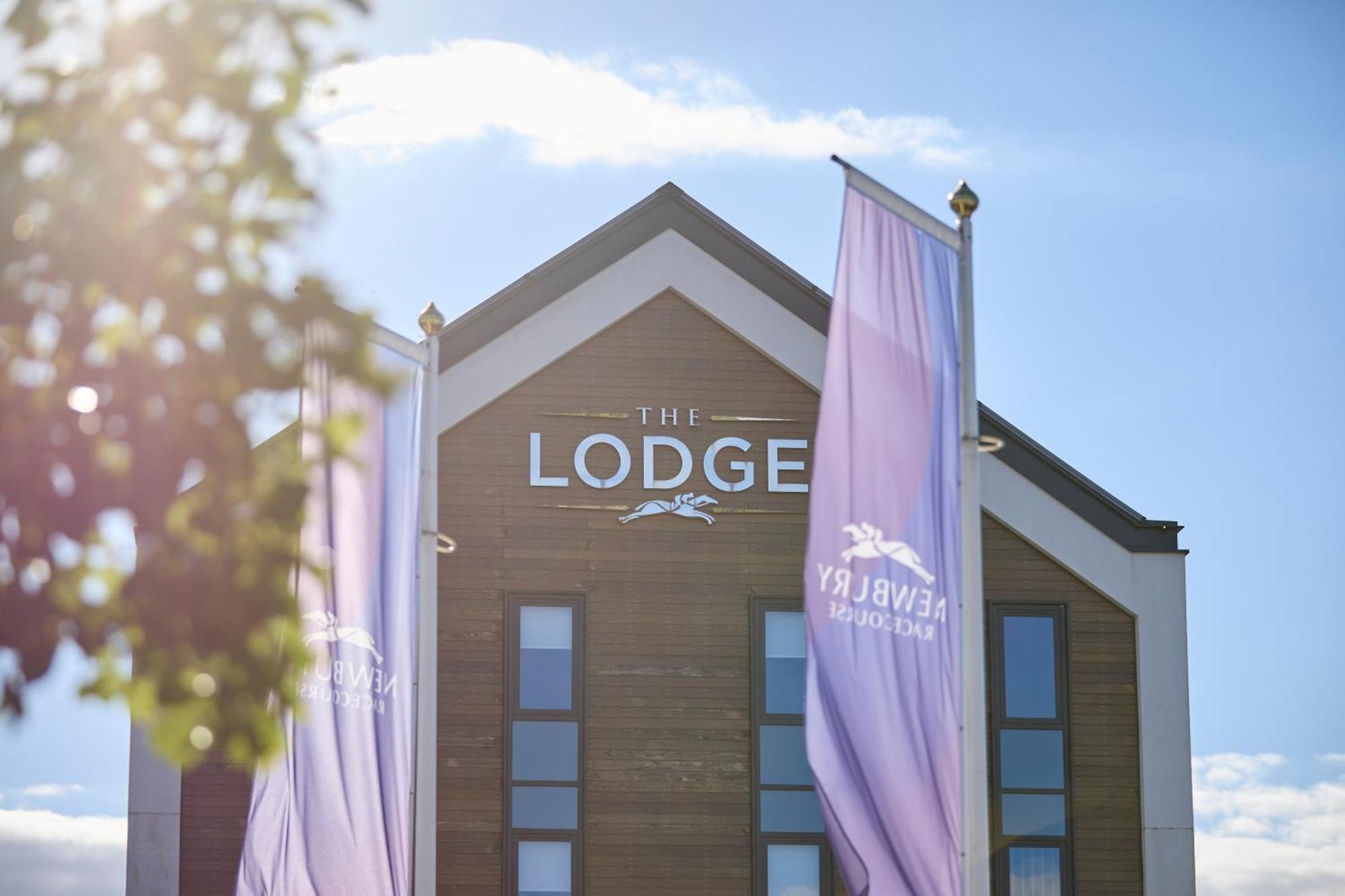 The Lodge Hotel Newbury  Exteriér fotografie