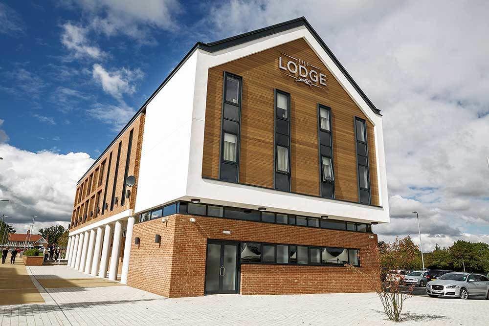 The Lodge Hotel Newbury  Exteriér fotografie