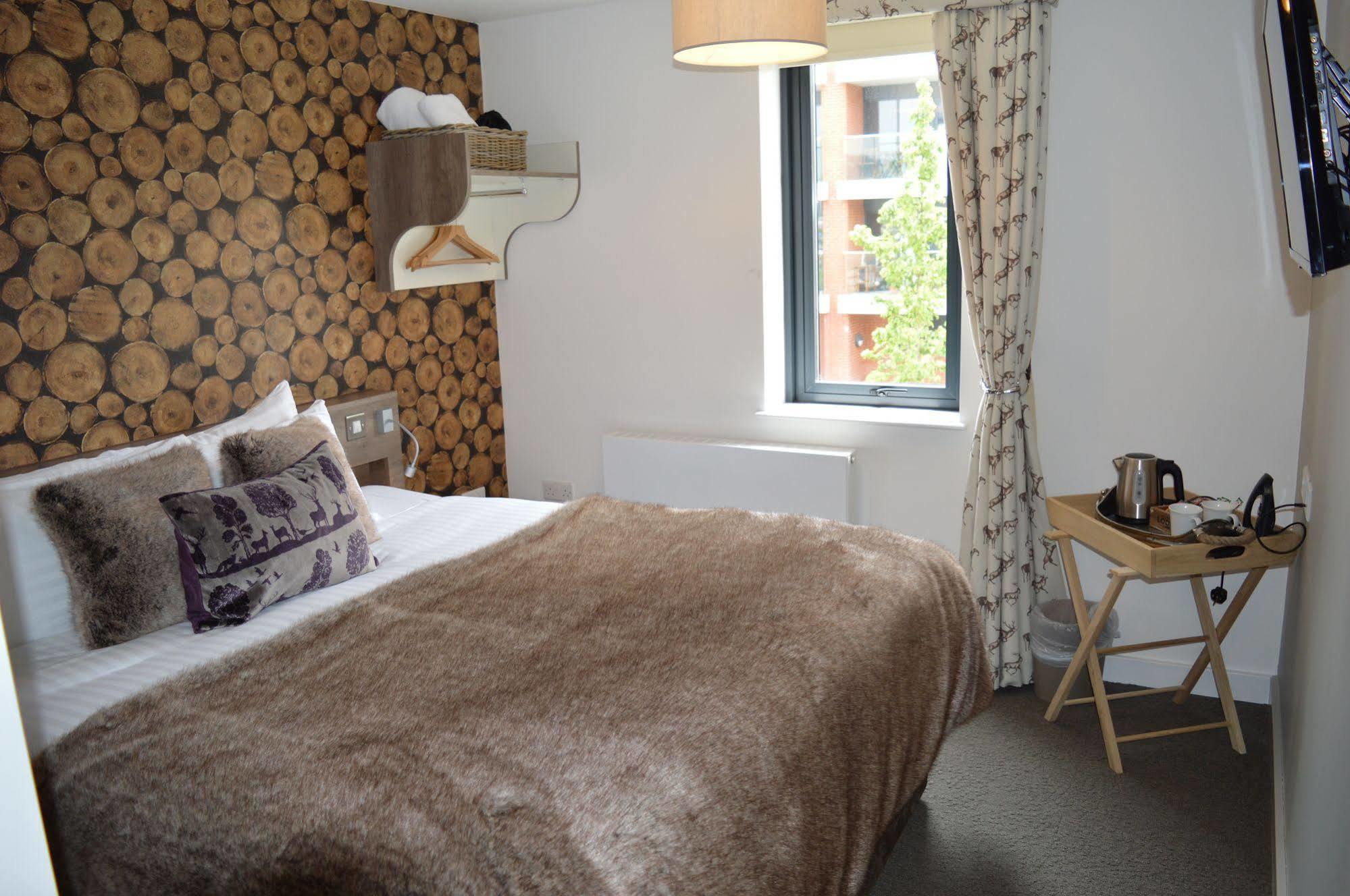 The Lodge Hotel Newbury  Exteriér fotografie