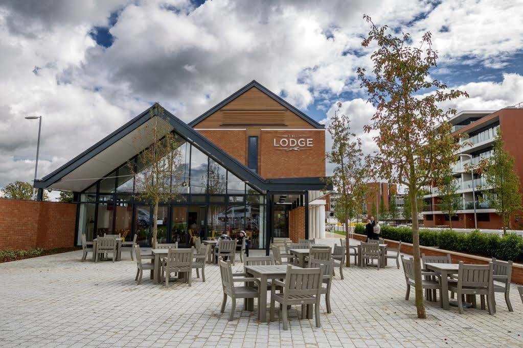 The Lodge Hotel Newbury  Exteriér fotografie