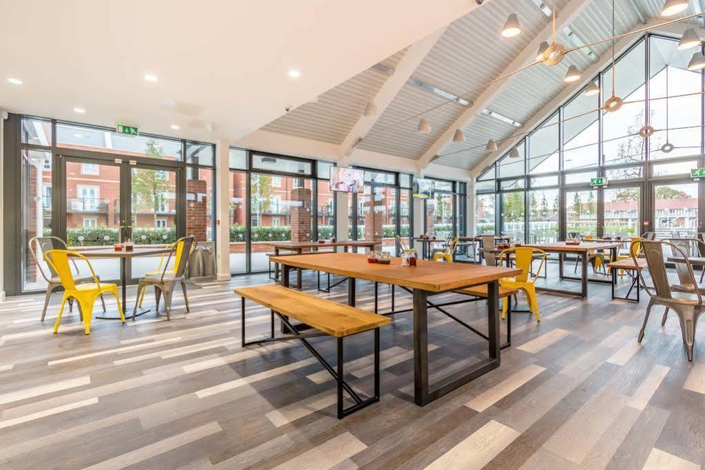 The Lodge Hotel Newbury  Exteriér fotografie